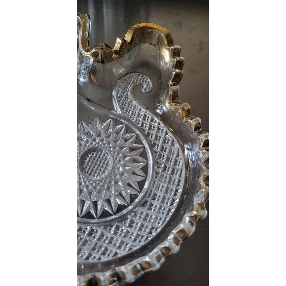 Pressed Glass Dish Vtg Edges In Gold Diamond Pattern - Picture 5 of 5